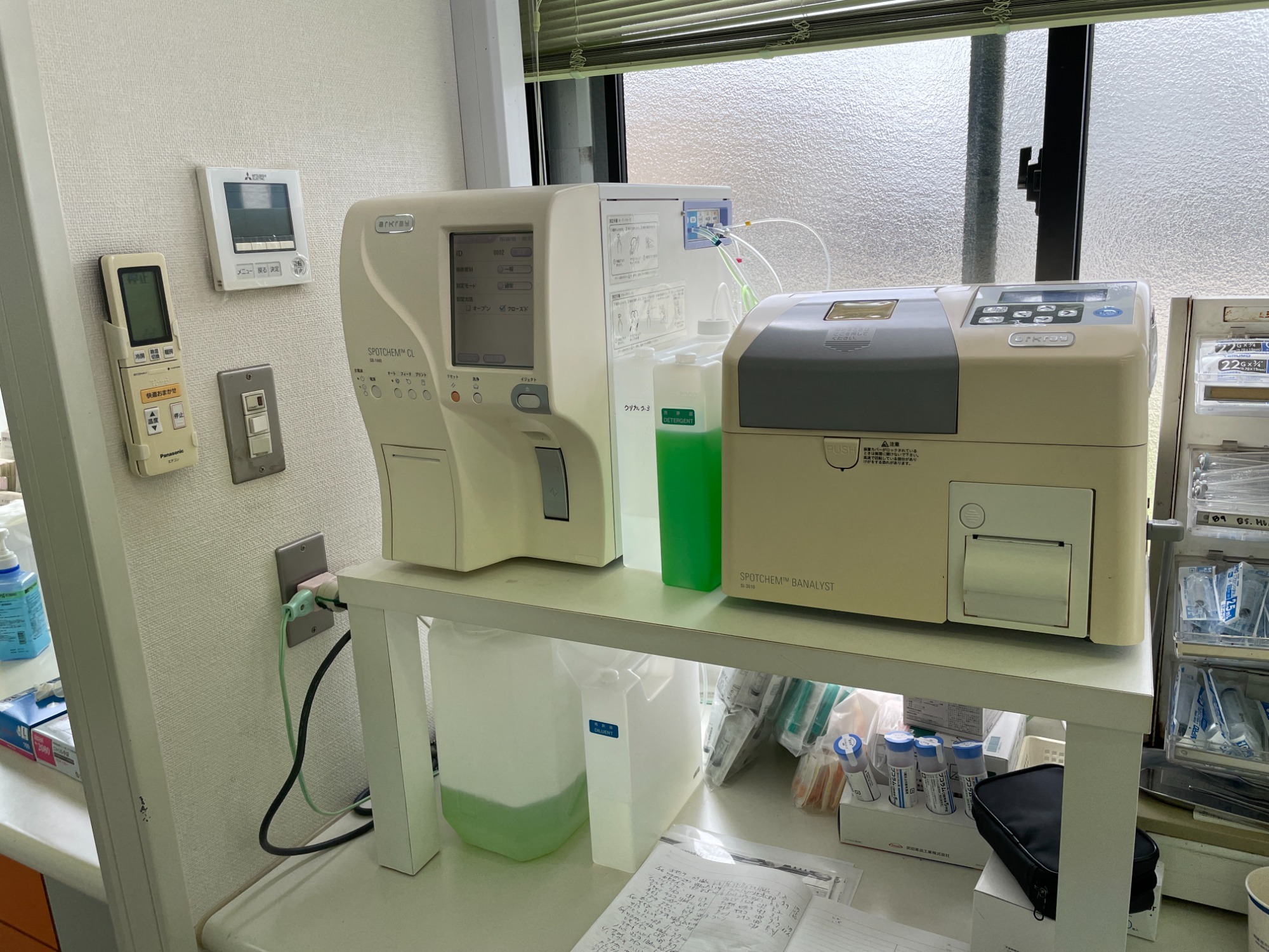 佐久間内科小児科医院 自動血算機・CRP・HbA1c測定器